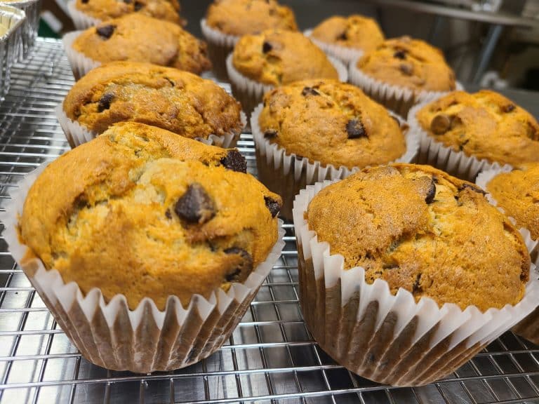 banana-chocolate-chip-muffin-1